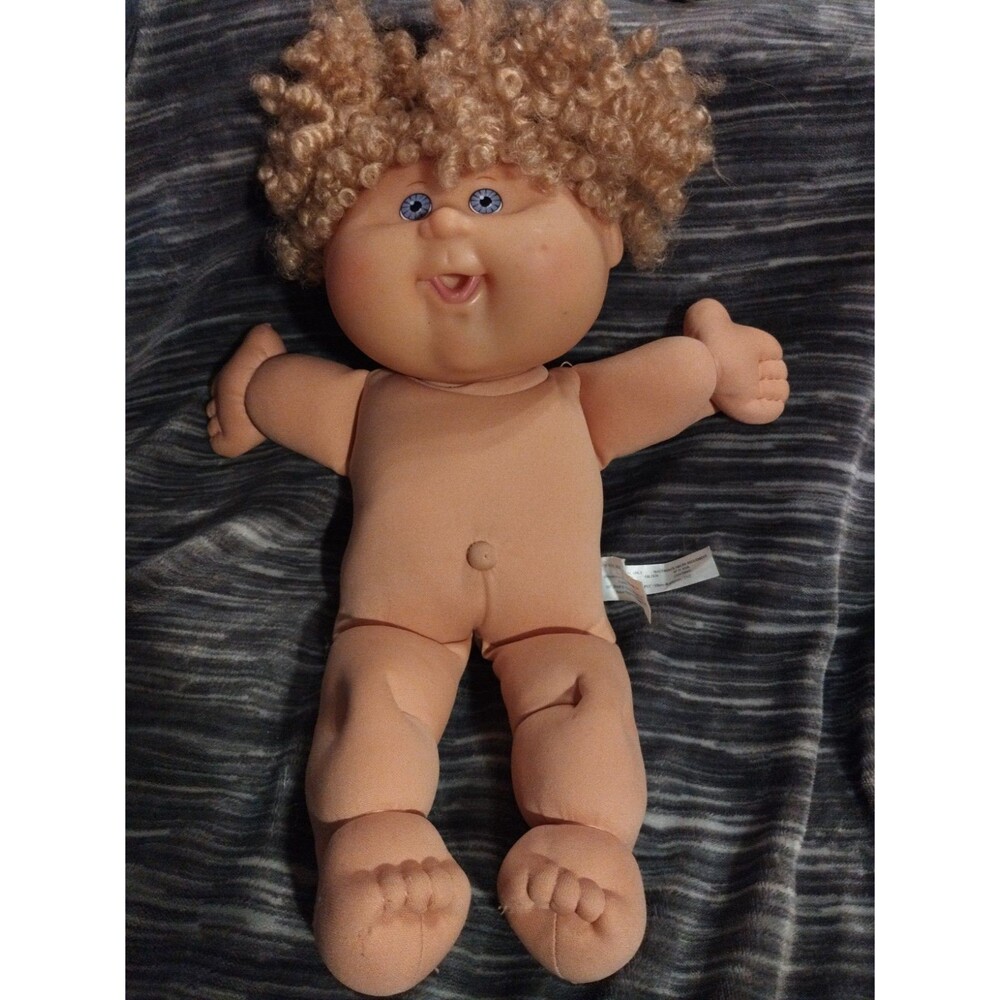 Vintage 2004 Cabbage Patch Kids Doll Blonde Curly Hair Blue Eyes Play Along